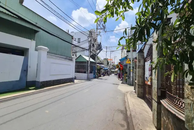 Cho Thuê Kho Xưởng 450M Tân Chánh Hiệp Q12 Đường Xe 10T Chỉ 35Tr/t
