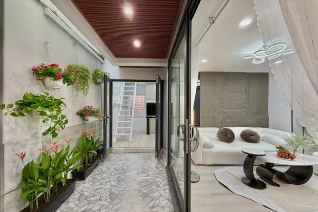 Nhà 3 Tầng Kiệt Oto Đỗ Quang . Full Nội Thất Xịn Xò
