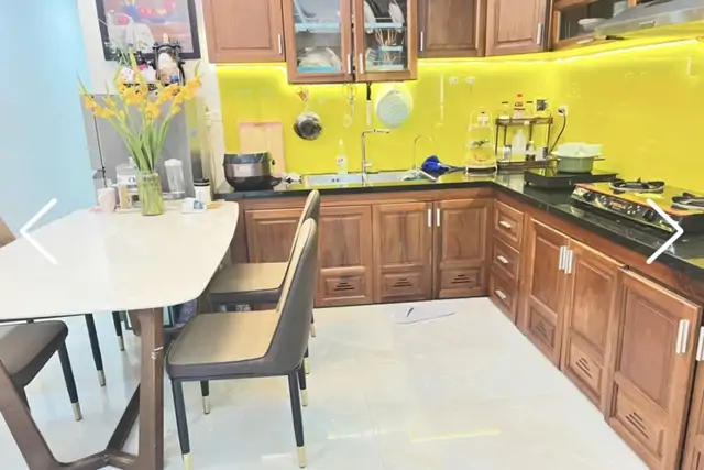 Nhà 3 Tầng Kiệt Oto 5M Lê Cơ . Dt:85m , Ngang 4M2