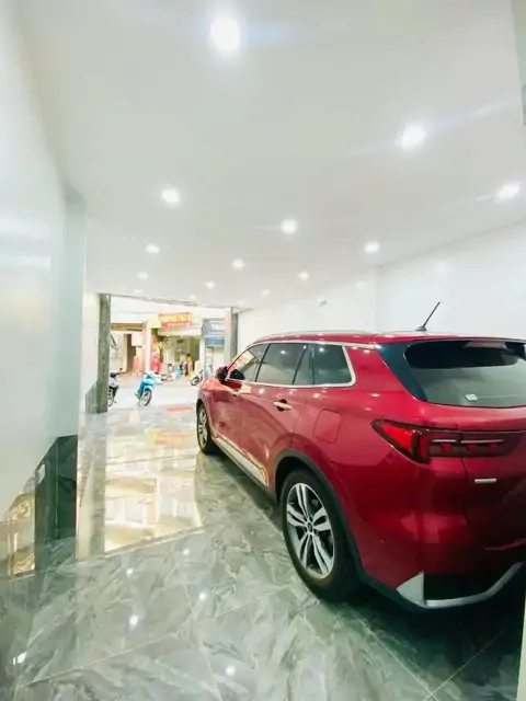 Phân Lô Hoàng Cầu 60m² 7 Tầng, Mặt Tiền 5m, Thang Máy - Vị Trí Vàng