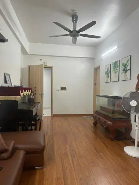 Bán Căn Hộ 2PN, Tầng 10 Chung Cư Thanh Hà - Giá 2.83 Tỷ
