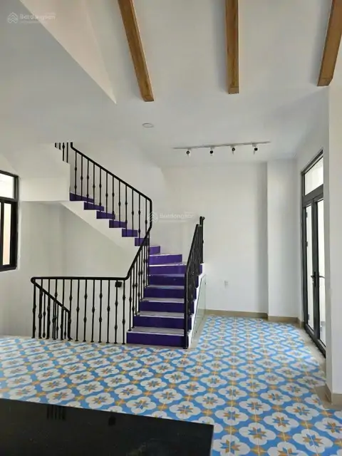 Cho Thuê Nhà Phố VinHomes Grand Park Quận 9 - 5 Tầng, Đầy đủ tiện nghi