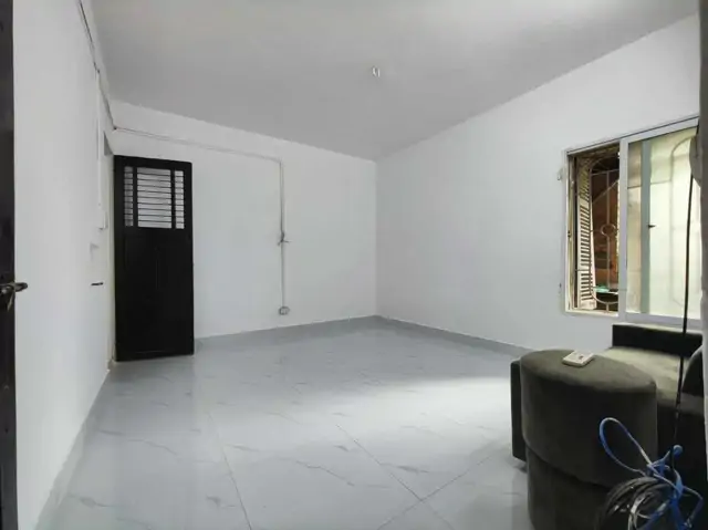 Cho Thuê Nhà Tập Thể Vũ Thạnh, Giảng Võ, 85m2, Đẹp, Thoáng Đã Nội Thất