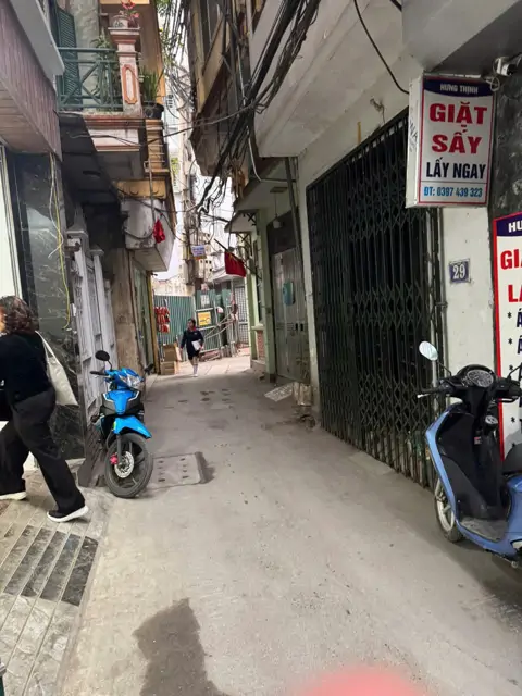 Cho Thuê Nhà 4 Tầng, Ngõ 1160 Đường Láng, Đống Đa - Giá 23tr/tháng