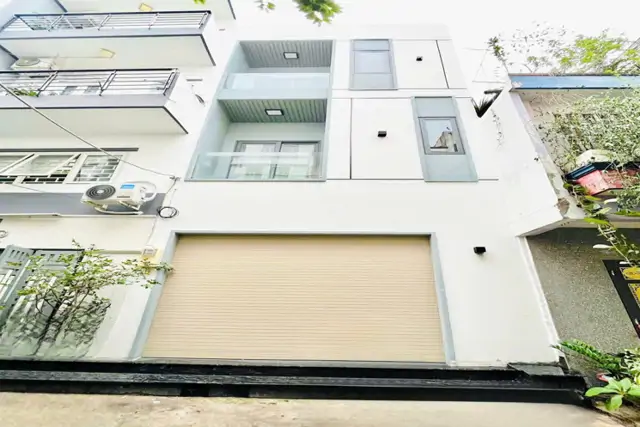 18 Triệu: Thuê Nguyên Căn Mới Xây Quận 4- Mặt Tiền Đường Số- 4X8- 4 Tầng 3 Phòng Ngủ. Vũ 0933910039