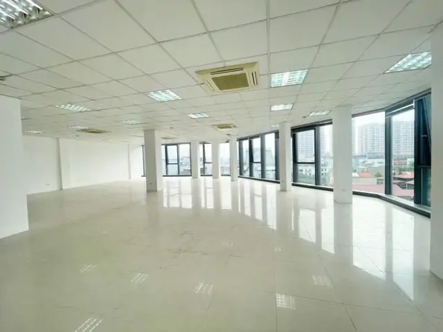 Cho Thuê Văn Phòng Cầu Giấy - Diện Tích 190m2 - Lô Góc 2 Mặt Tiền