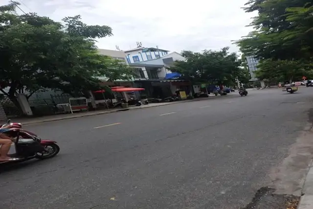 Bán Nhà Cấp 4 – 2 Mặt Tiền Đường Chính Hữu – Sơn Trà, Đà Nẵng