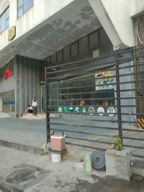 Cho Thuê Mặt Bằng Ba Đình - View Hồ Ngọc Khánh - 12m Mặt Tiền