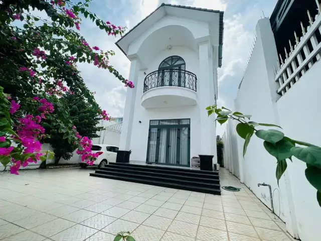 Biệt Thự Mái Thái 200M Thổ Cư 160M Giá Rẻ Hơn Thị Trường Nhỉnh 6 Tỷ