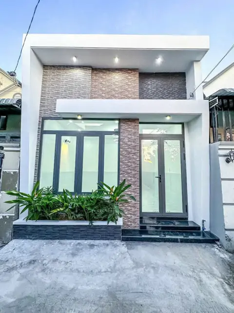 20. Nhà 5 Triệu 2 Phòng Nguyễn Văn Linh Được Sử Miếng Đất Trống Cách Nhà 2 Căn