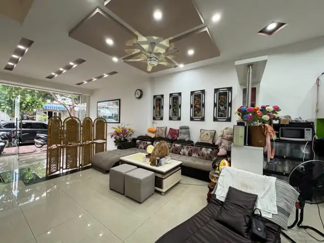 Cần Bán Nhà Mặt Tiền Đương B5 Khu Đô Thị Vĩnh Điềm Trung , Diện Tich 102 M2 Ngang 6M Giá 8,9 Tỷ