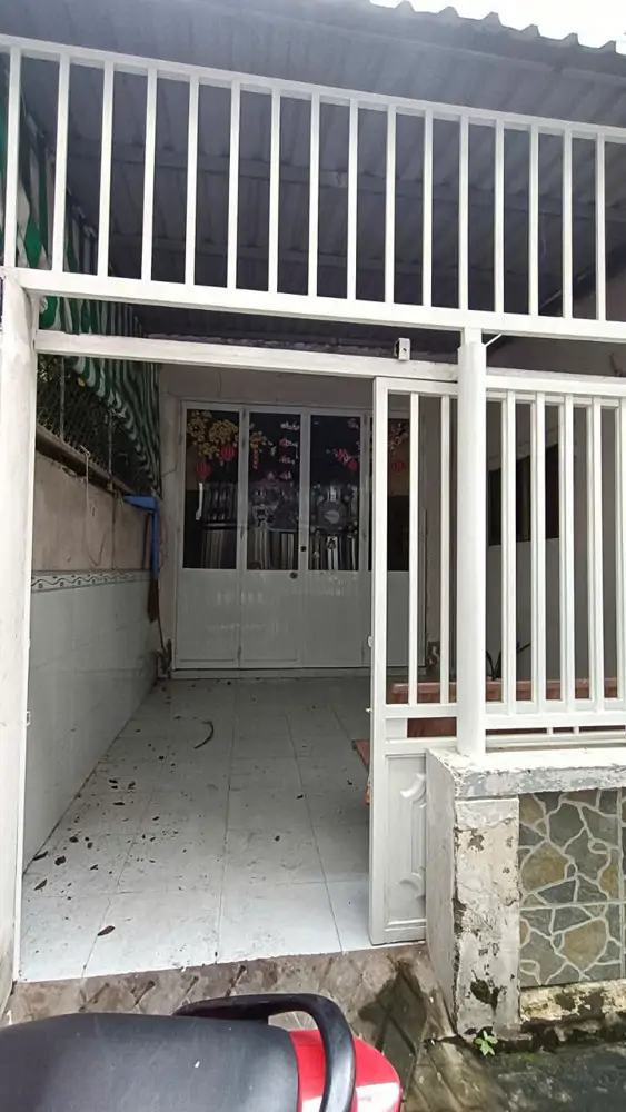 33. Nhà 4 Triệu 3 Phòng Ngủ Gần Trường Phan Ngọc Hiển