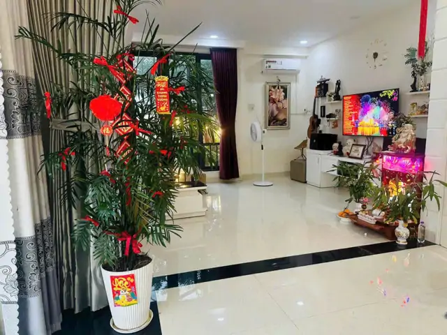 Bán Biệt Thự Căn Góc 2 Mặt Tiền Đường Lầu Ông Huyện