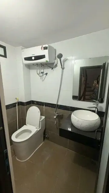 Bán nhà Vĩnh Hưng giá 6.7 tỷ - Ô tô đỗ cổng, full nội thất, 2 thoáng