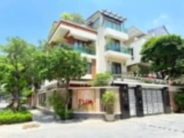 Biệt Thự Góc Ô Tô - Hồ Ba Mẫu - Đống Đa - 127m² - Giá 41.9 Tỷ