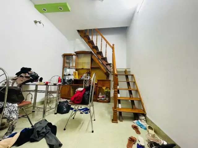 Nhà 1 Trệt 1 Lầu – Ngay Chợ Đầm, Cách Biển Chỉ 700M- Diện Tích Đất: 25M² – Diện Tích Sử Dụng: 50M²