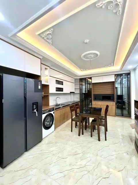 Bán nhà Hoàng Hoa Thám - Ô tô đỗ cửa - Kinh doanh - 58m² - 15 tỷ