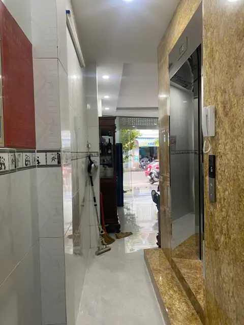 Bán Nhà 7 Tâng 18 Phòng Mặt Tiền Bắc Sơn Gần Bãi Tắm Hòn Chồng