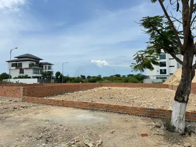 Bán Đất Biệt Thự Mặt Tiền Đường Huỳnh Văn Nghệ - Vĩnh Hoà - Bắc Nha Trang