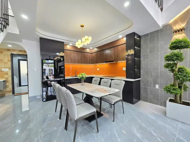 1010 Nhà 3 Tầng Đường 2 Mặt Tiền - Gần Chợ Nguyễn Tri Phương -Nhà Đẹp - Hiện Đại - Giá Tốt
