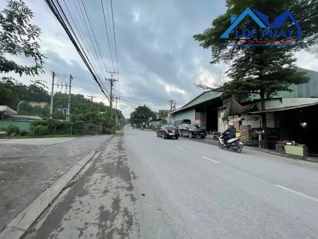 Bán Đất 1000M2 Xã Hố Nai 3, Trảng Bom, Đồng Nai Giá 5,5 Tỷ