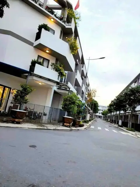 Nhà Khu The Pearl Riverside Shr 4 Tầng 90M2, Vuông – Nguyễn Văn Tuôi Long An Ss