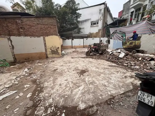 Đất Vàng Nghi Tàm Dt 145M -18,2 Tỷ,Cách Phố 20M,3 Thoáng Vĩnh Viễn,Nhiều Khách Tây