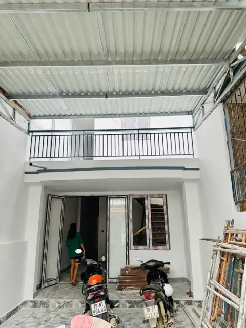 Cần Bán Nhà Hẻm Oto Chạy Cách Đường Phước Long 100M, Phường Nam Nha Trang Diện Tích: 92,7M2 Giá: