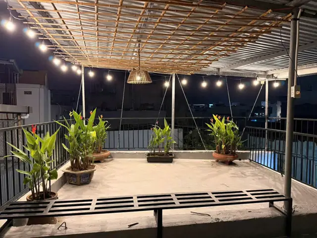 Cần Bán Nhà 3 Tầng 3 Mê Sân Thượng Chill, 3 Mặt Kiệt Sau Lưng Mt Huỳnh Ngọc Huệ