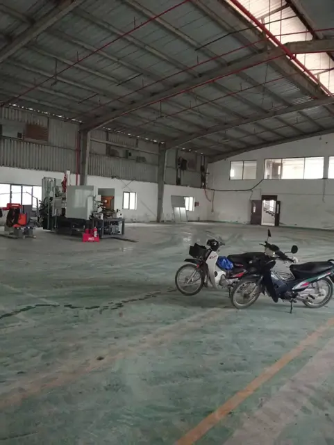 Cho Thuê 1200M² Kho Xưởng Tại Kcn Quang Minh, H.n