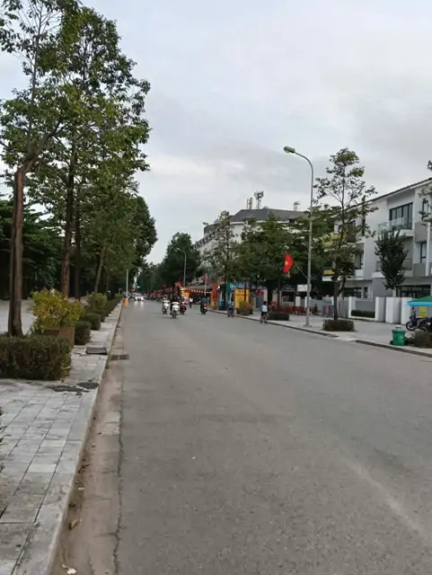 Biệt Thự Khu Đô Thị Văn Phú 190 M 4 Tầng Hoàn Thiện Thang Máy Mt 10 Vỉa Hè Ô Tô Tránh