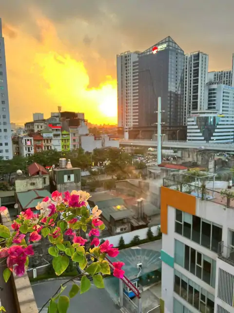 Cho Thuê Gấp Giá Rẻ Căn Hộ Mặt Phố Yên Phụ 120M, Tầng 7, Mặt Tiền 6M, 20 Tr/th Tây Hồ