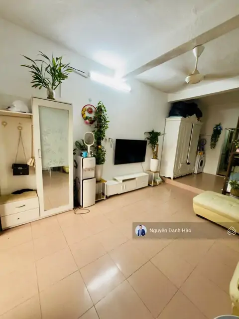 2,43Tỷ Sở Hữu Nhà Trung Tâm Hai Bà Trưng, 2Pn, Sẵn Sổ, Gần Hồ Gươm, Cực Hiếm Khó Tìm