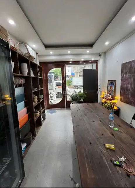 Cho Thuê Nguyên Căn Mp Yên Lãng, Vỉa Hè, Kinh Doanh Đỉnh 42M 4T, 32Tr 0903258273