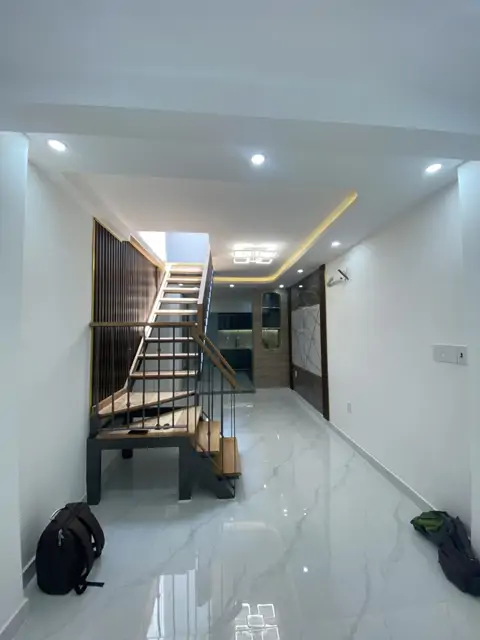 Bán Nhà 1 Trệt 1 Lầu, 40.2M2, 2Pn, Hẻm Rộng 4M, Nguyễn Văn Cừ, P.2, Q.5, Hcm