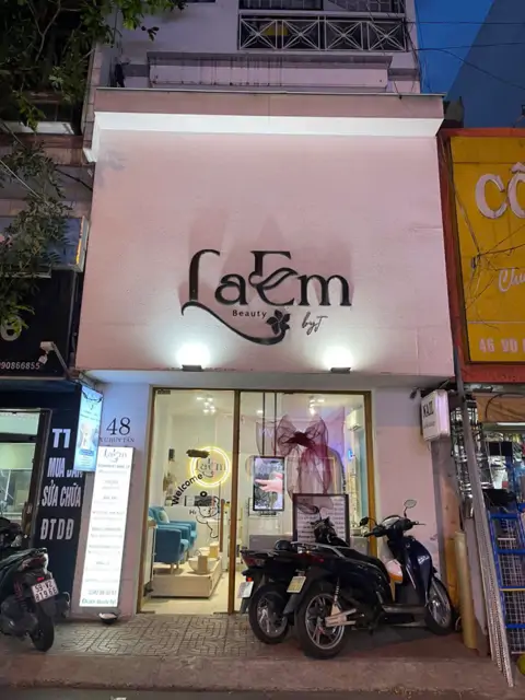 Bình Thạnh ! Sang Rẻ Spa “ Gội – Nail – Mi – Body “ Decor Đẹp Spa 5 Giường 2 Ghế Mi, Khu Cc Miếu