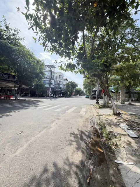 Bán Đất Mặt Tiền Khúc Hạo 196M2 Ngang 10M, Gần Biển Sơn Trà, Giá 26,5 Tỷ