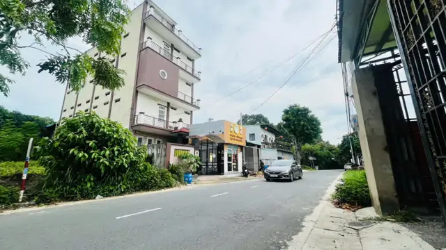 Bán Nhà 4 Tầng 312M2 Ngang 10M,Dòng Tiền Ổn Định,Gần Bvđk Bình Dương
