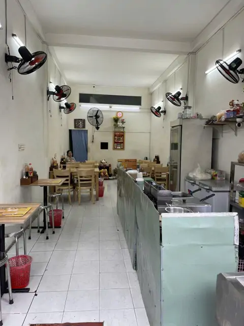 Quận 8, Sang Rẻ Quán Cơm Gà Chỉ 68 Tr Vị Trí Đẹp Mặt Tiền Rất Đông Sầm Uất , Mb : 3,5M X 14M ,