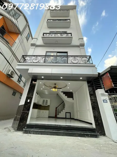 6.35 Tỷ Có Nhà 5 Tầng Lai Xá – Full Đồ