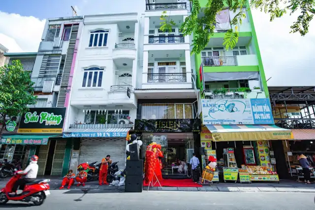 Giá Tốt Đầu Tư - Cần Sang Lại Spa Full Nội Thất Hoặc Nhượng Riêng Mặt Bằng Trống Tại Trường Sa,