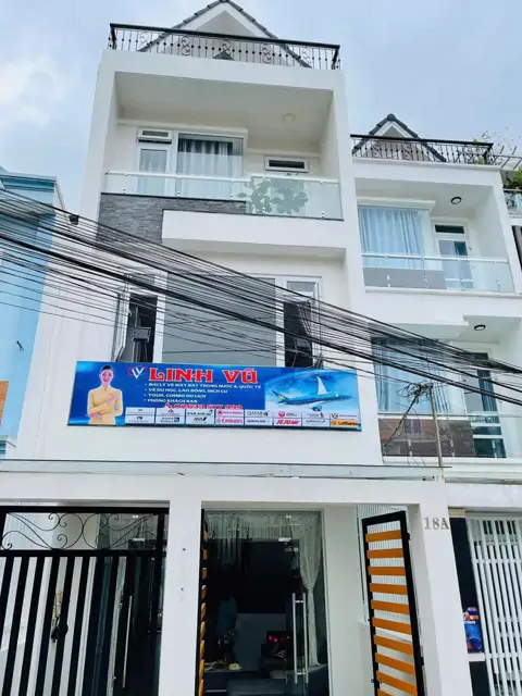 Trung Tâm Đà Lạt – Nhà 7 Phòng Đang Khai Thác Dòng Tiền – Ô Tô Đậu Trước Cửa