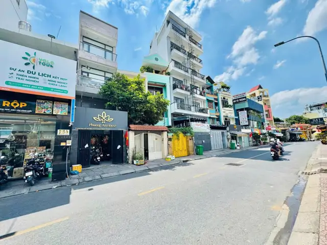 Bán Nhà Mặt Tiền Nguyễn Văn Đậu - Gần Phan Văn Trị, 4,2X20m, 3 Tầng - 4 Pn, Chỉ 18,9 Tỷ
