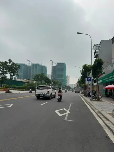 Cho Thuê Nhà Mặt Phố Nguyễn Lam - Kinh Doanh Đa Ngành 40M2, 2 Tầng, Vỉa Hè Ô Tô Tránh Chỉ 16Tr/th