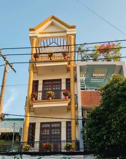 Cho Thuê Nhà Kinh Doanh 1 Trệt 3 Lầu, Sân Thượng, 5Pn- Mặt Tiền Đường Trần Thị Trọng, P. 15, Tân