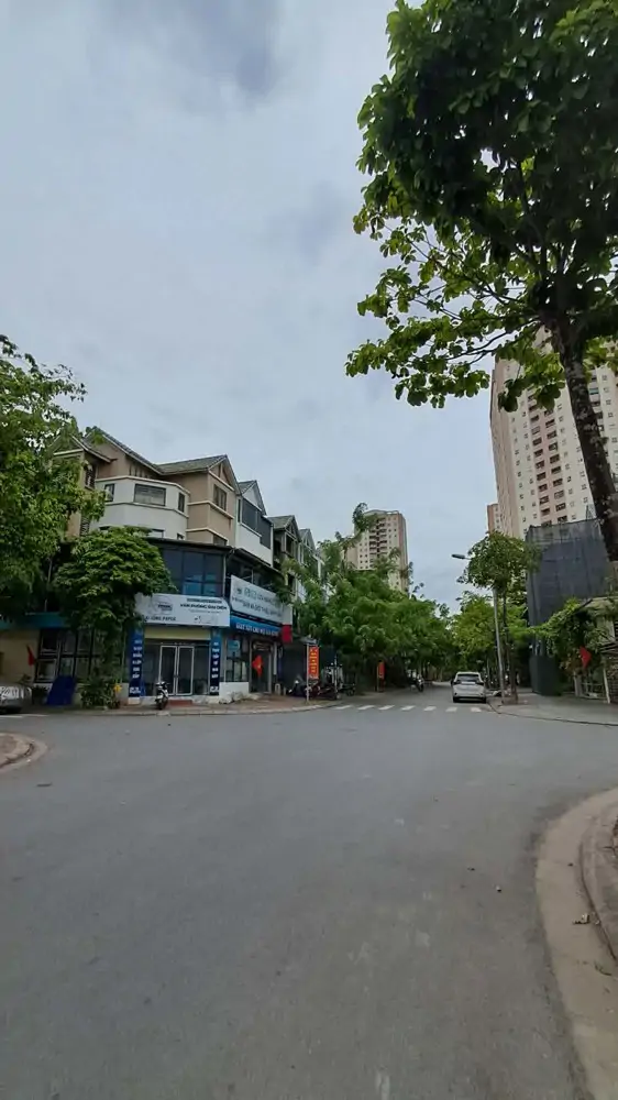 Bán Biệt Thự Thạch Bàn 83M2- 4 Tầng- Kinh Doanh Đỉnh- Ở Sướng- 2X Tỷ