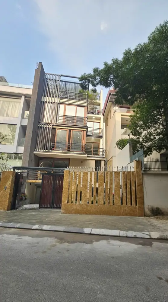 Cho Thuê Nhà, Xã Đàn, Ô Chợ Dừa, Nguyễn Lương Bằng, 235M2x 4T -40 Tr
