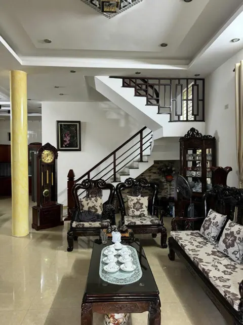 Chính Chủ Cho Thuê Nhà 3 Tầng Mới Đẹp Tại Hà Huy Tập, Tp. Vinh, Nghệ An