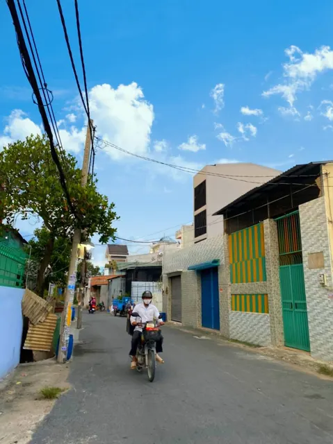 Cần Bán 290M2 Full Thổ Cư Có 12 Phòng Trọ Đường Kho Gạo