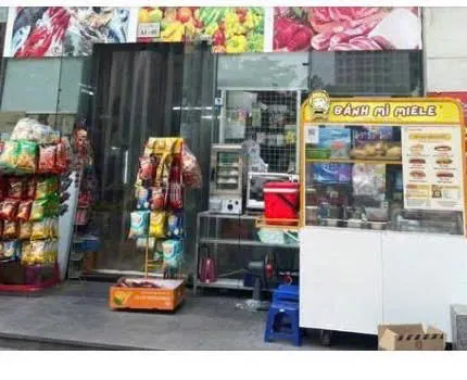 Cần Sang Địa Điểm Đặt Xe Bánh Mỳ-Xôi Mặn Đang Kinh Doanh Ổn Định Tại 232 Phạm Văn Đồng